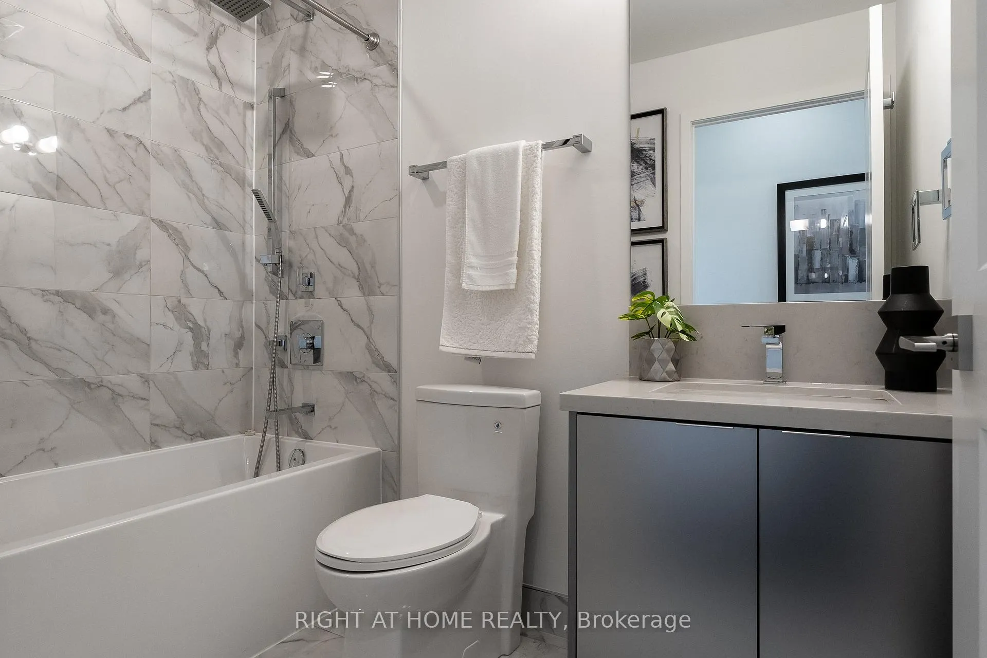Photo 37 of Unit 109, 2908 Highway 7 Road, Vaughan, Concord — HOMEH