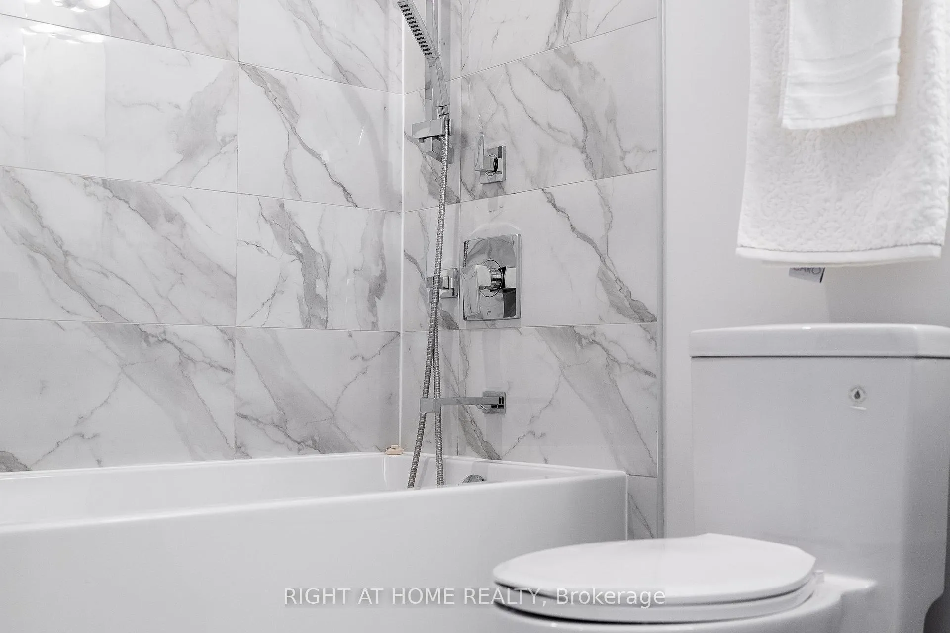 Photo 38 of Unit 109, 2908 Highway 7 Road, Vaughan, Concord — HOMEH