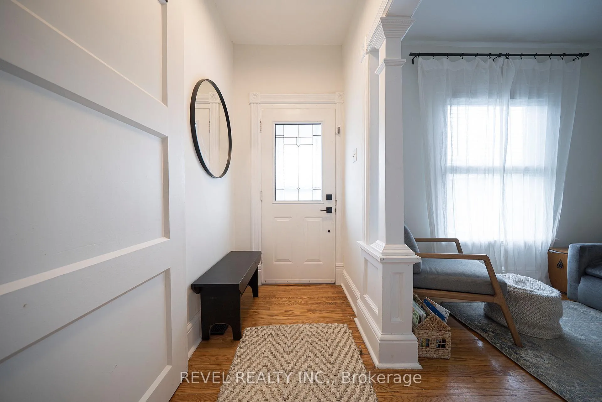 Photo 2 of 22 Lawrence Street, Brantford — HOMEH