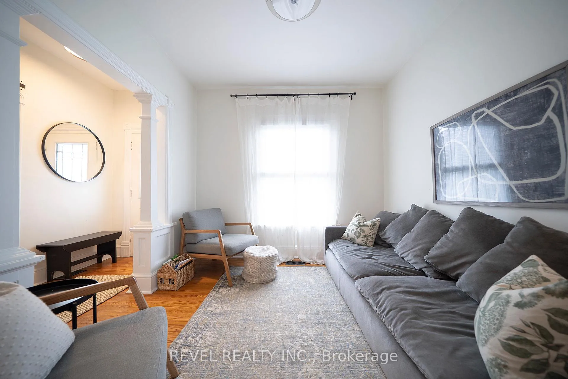 Photo 4 of 22 Lawrence Street, Brantford — HOMEH