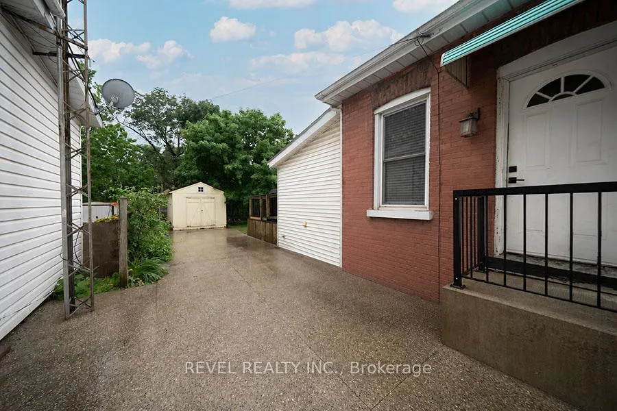 Photo 22 of 22 Lawrence Street, Brantford — HOMEH
