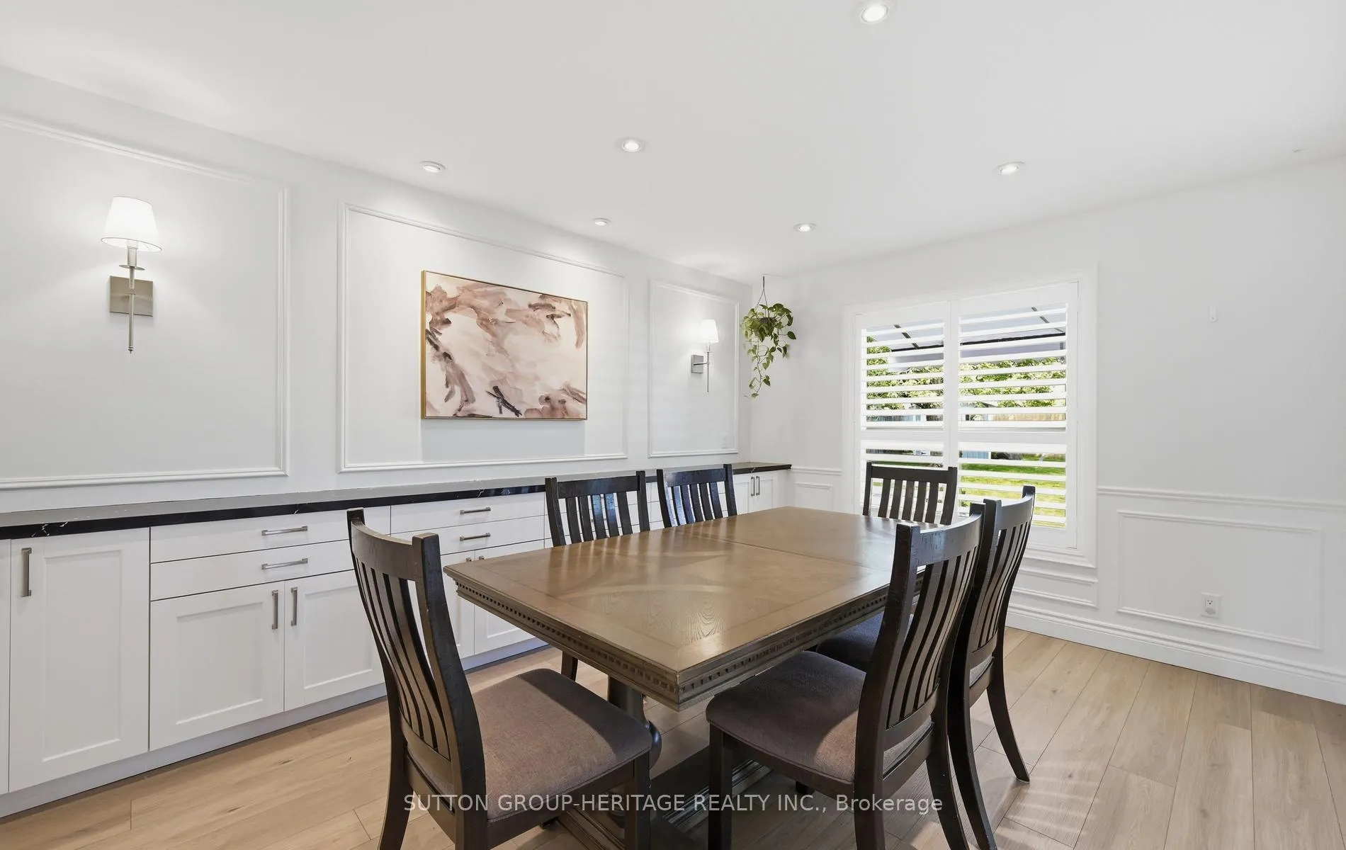 Photo 11 of 680 Eramosa Crescent, Pickering, Amberlea — HOMEH