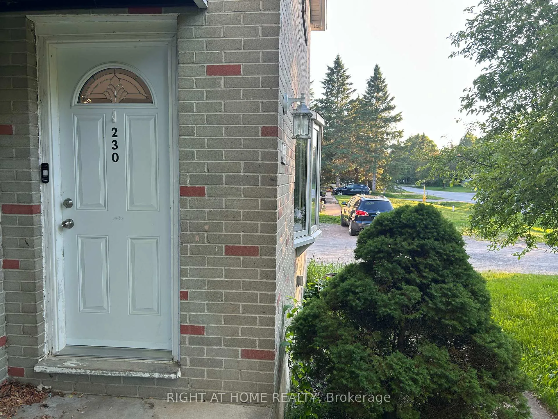 Photo 2 of 230 Cindy Lane, Essa, Angus — HOMEH