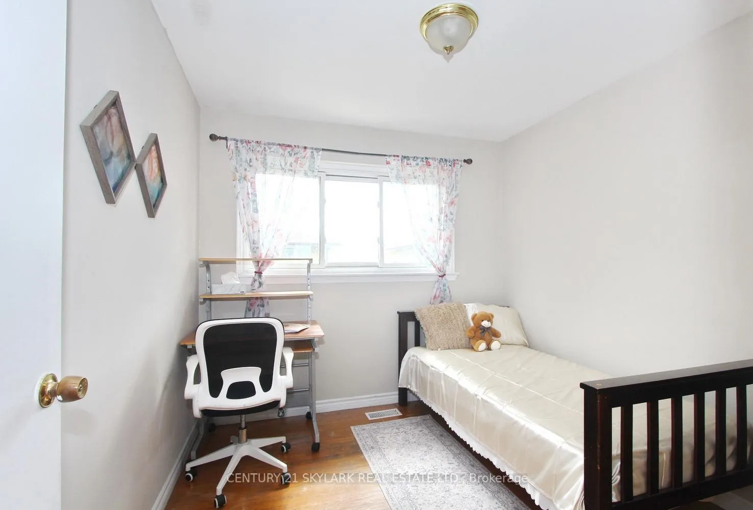 Photo 22 of 44 Sharon Court, Brampton, Brampton East — HOMEH