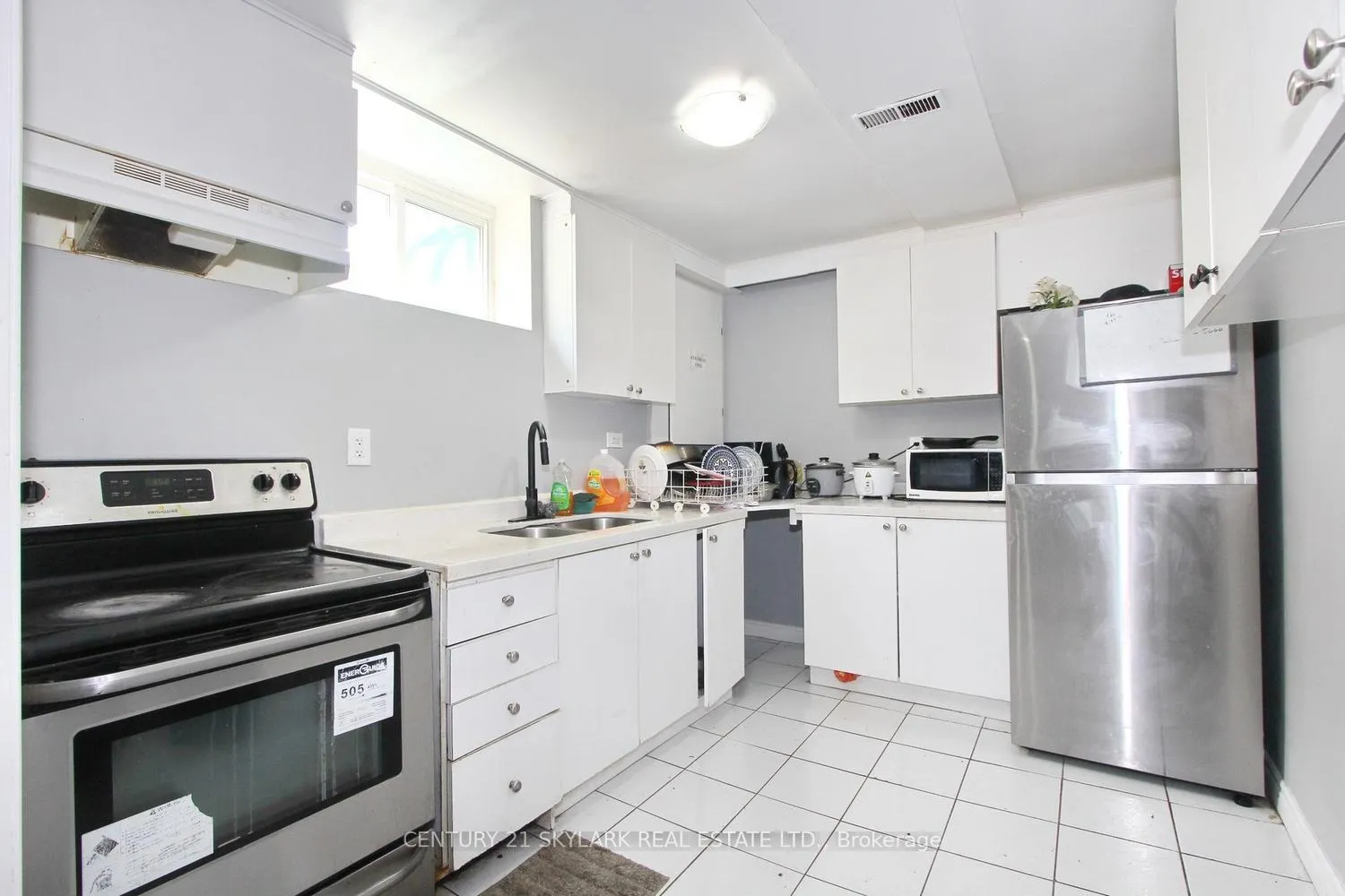 Photo 31 of 44 Sharon Court, Brampton, Brampton East — HOMEH
