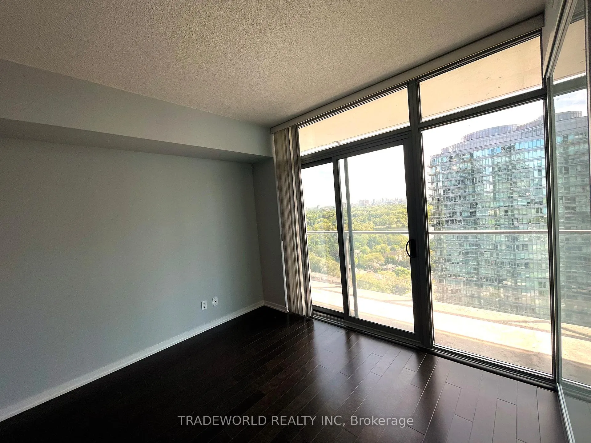 Photo 3 of Unit #2216, 103 The Queensway, Toronto, High Park-Swansea — HOMEH