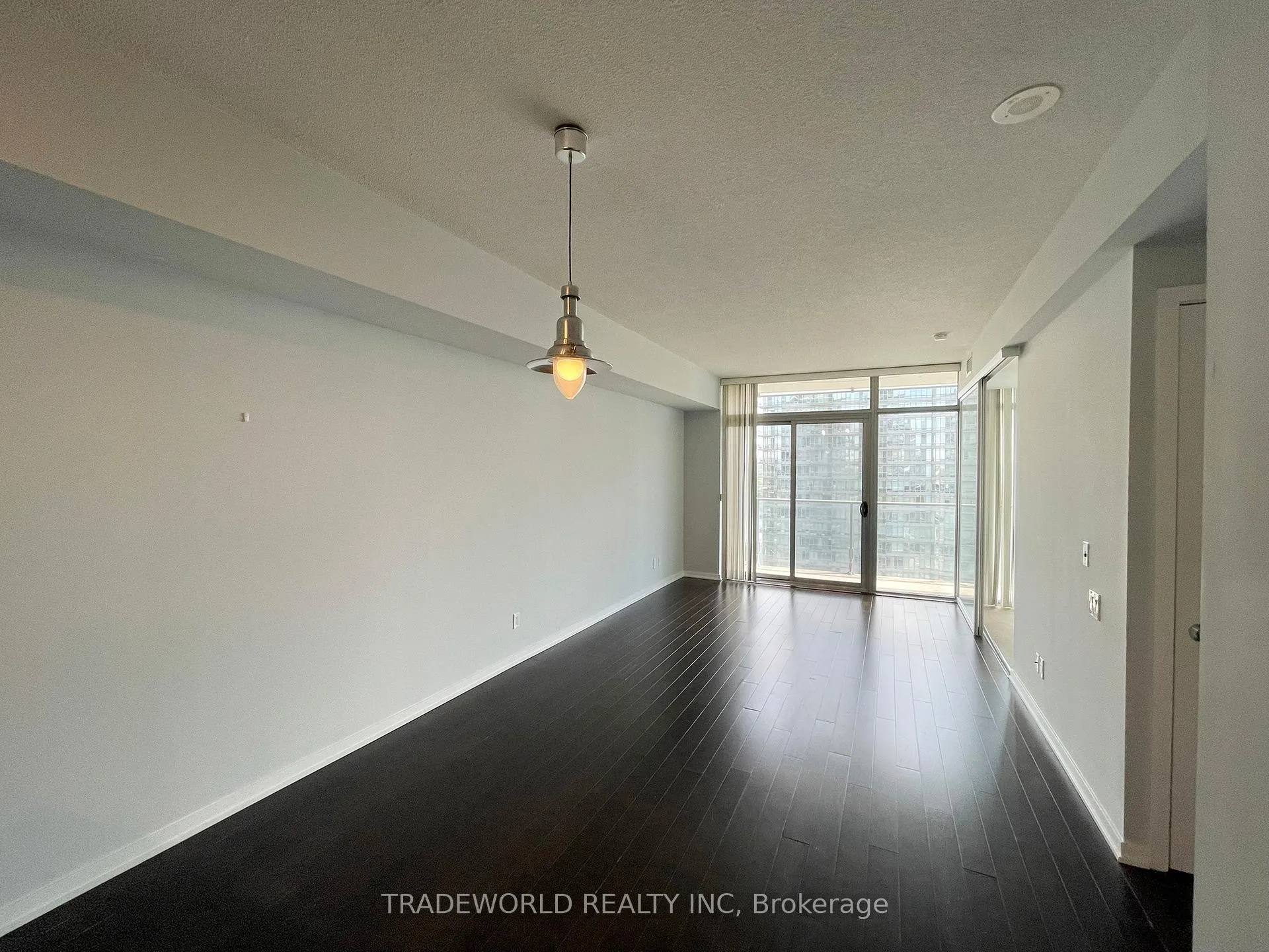 Photo 4 of Unit #2216, 103 The Queensway, Toronto, High Park-Swansea — HOMEH