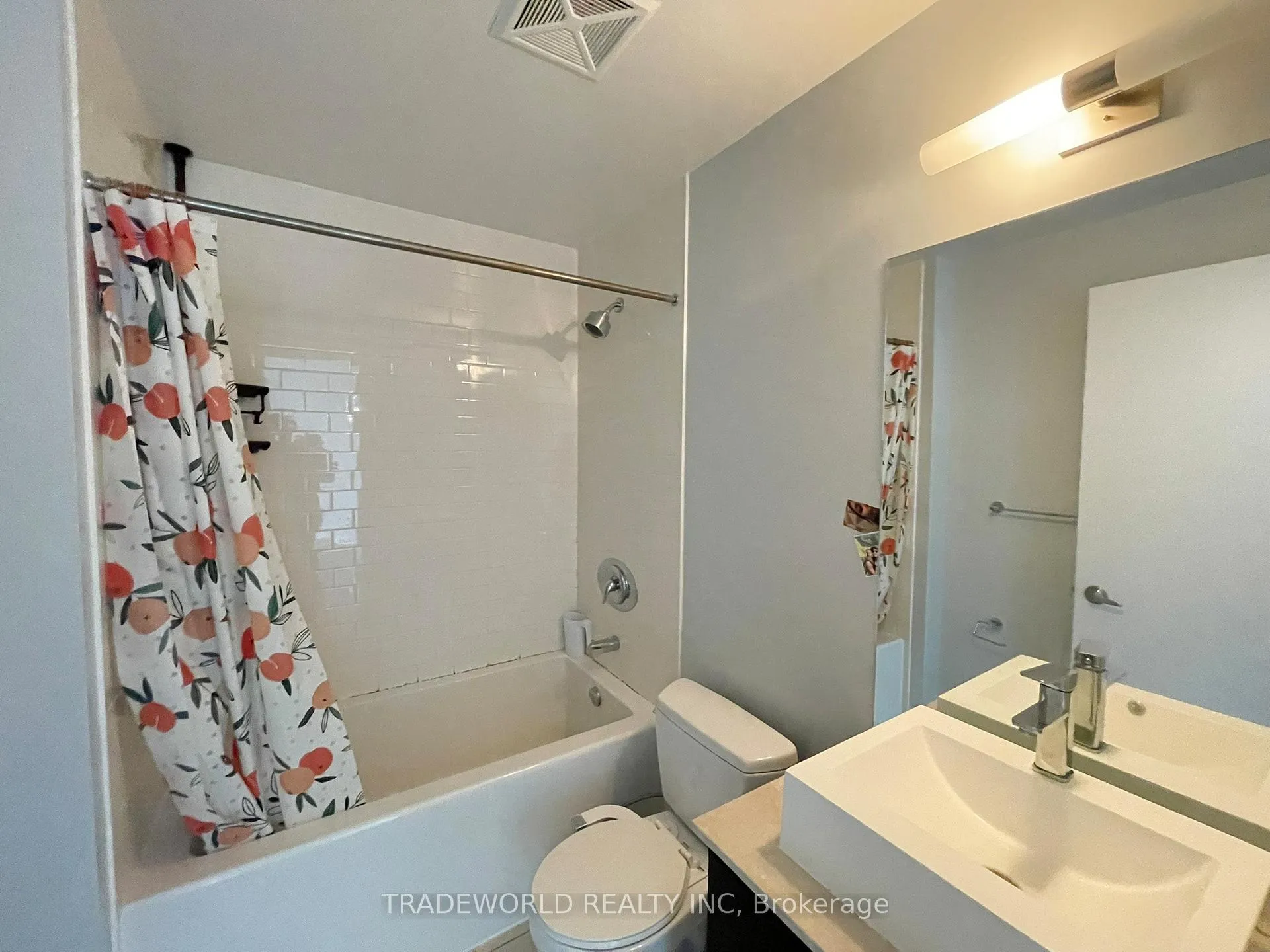 Photo 11 of Unit #2216, 103 The Queensway, Toronto, High Park-Swansea — HOMEH