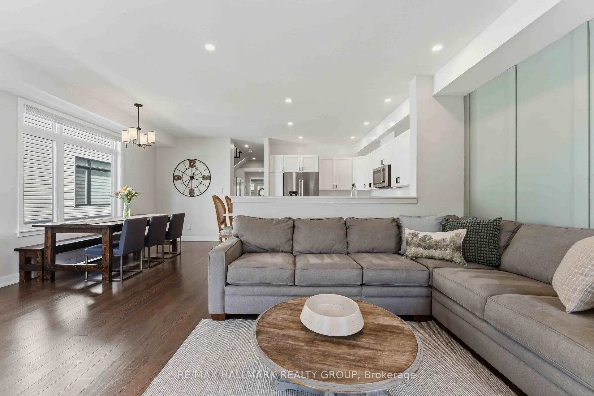 Photo 11 of 369 Broadridge Crescent, Ottawa, Mer Bleue/Bradley Estates/Anderson Park — HOMEH