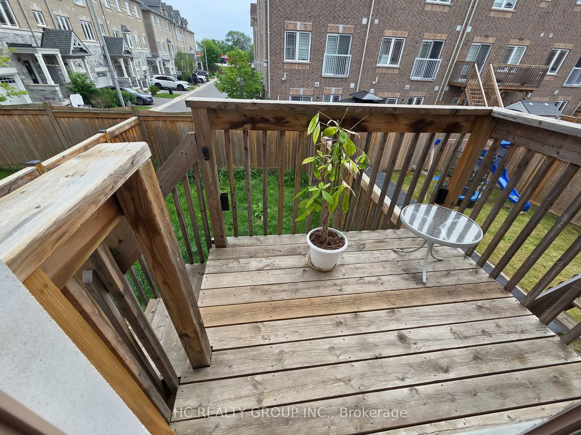 Photo 11 of 64 Rimrock Crescent N, Whitby, Williamsburg — HOMEH