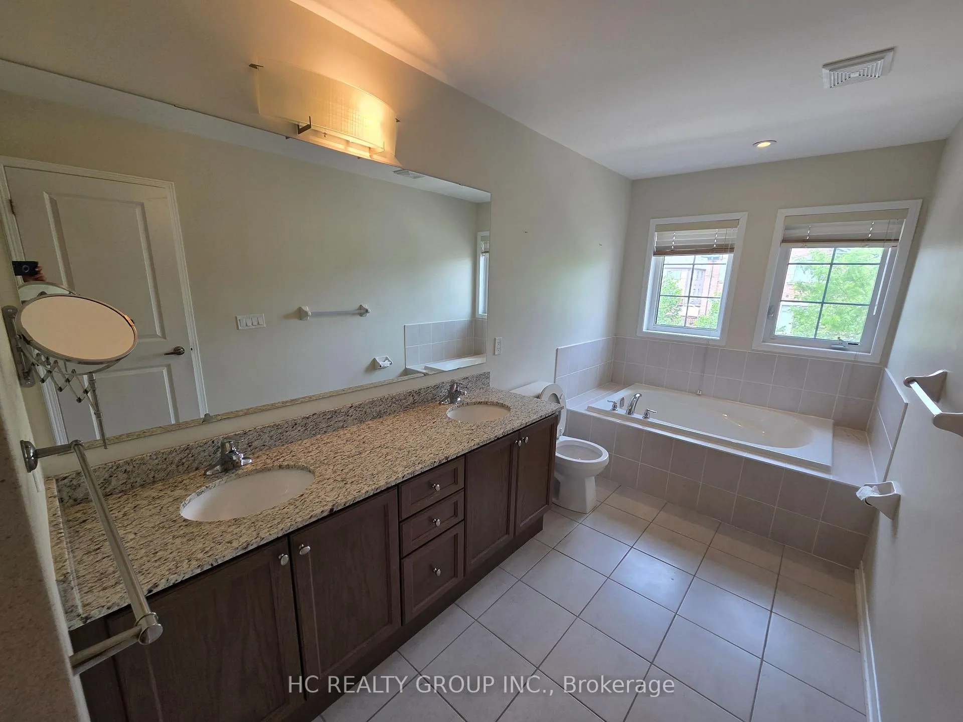 Photo 15 of 64 Rimrock Crescent N, Whitby, Williamsburg — HOMEH