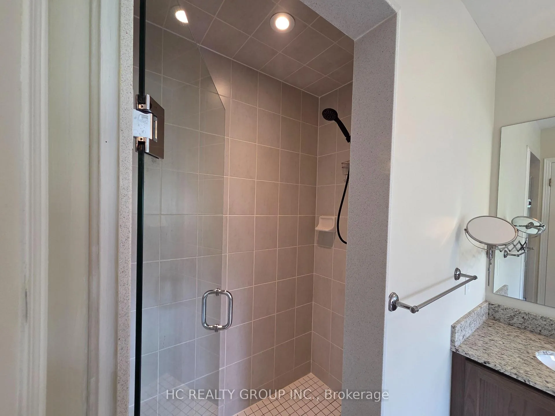 Photo 16 of 64 Rimrock Crescent N, Whitby, Williamsburg — HOMEH