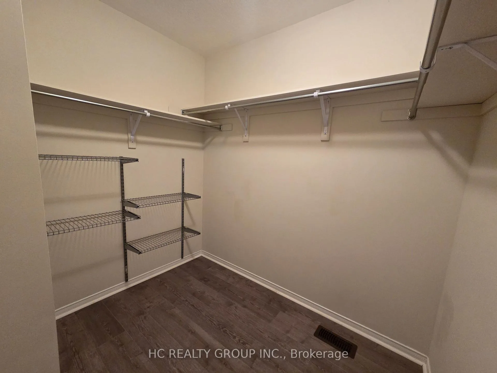 Photo 17 of 64 Rimrock Crescent N, Whitby, Williamsburg — HOMEH
