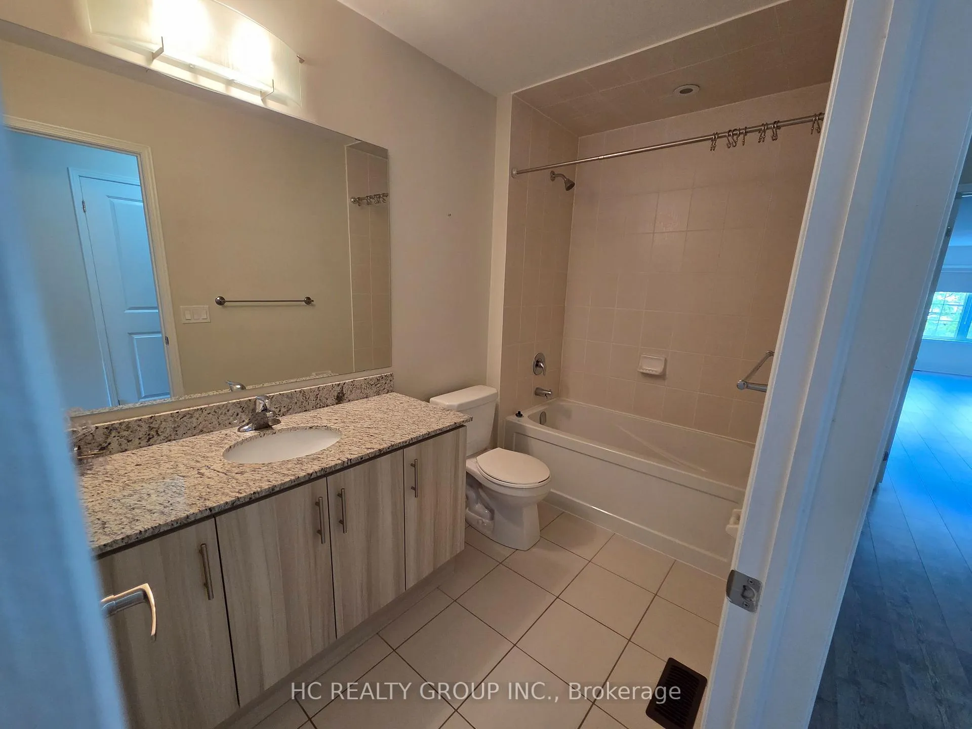 Photo 18 of 64 Rimrock Crescent N, Whitby, Williamsburg — HOMEH