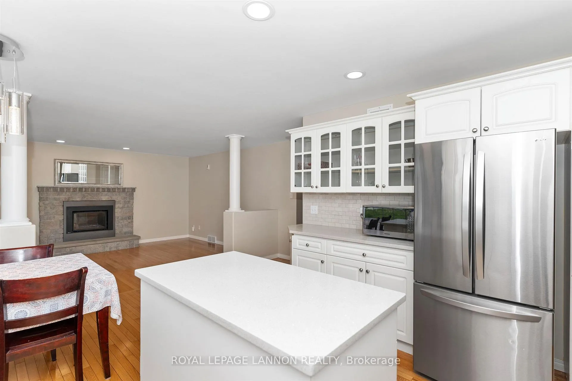 Photo 8 of 113 Princeton Place, Thunder Bay, Dawson Heights — HOMEH