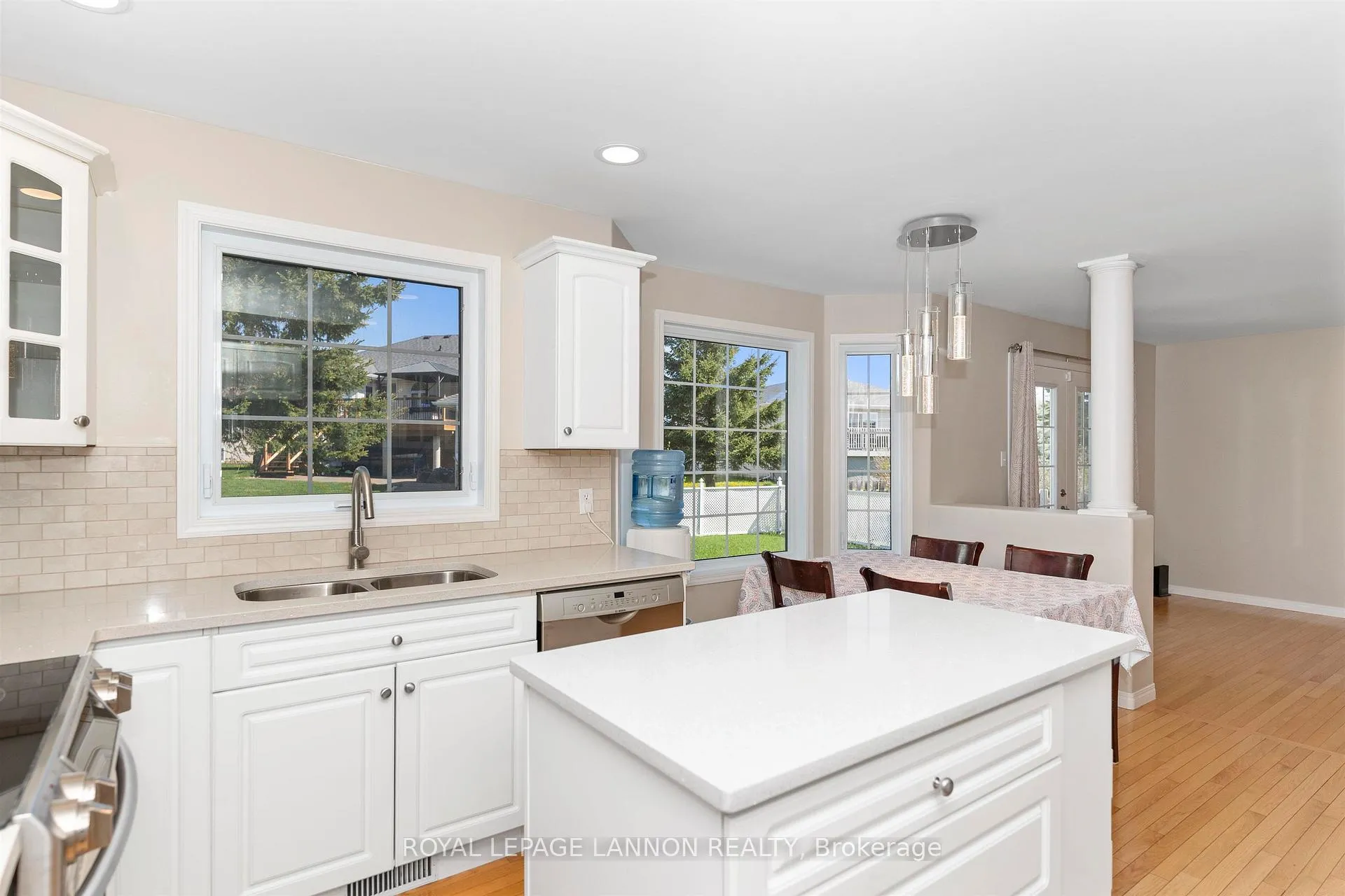 Photo 10 of 113 Princeton Place, Thunder Bay, Dawson Heights — HOMEH