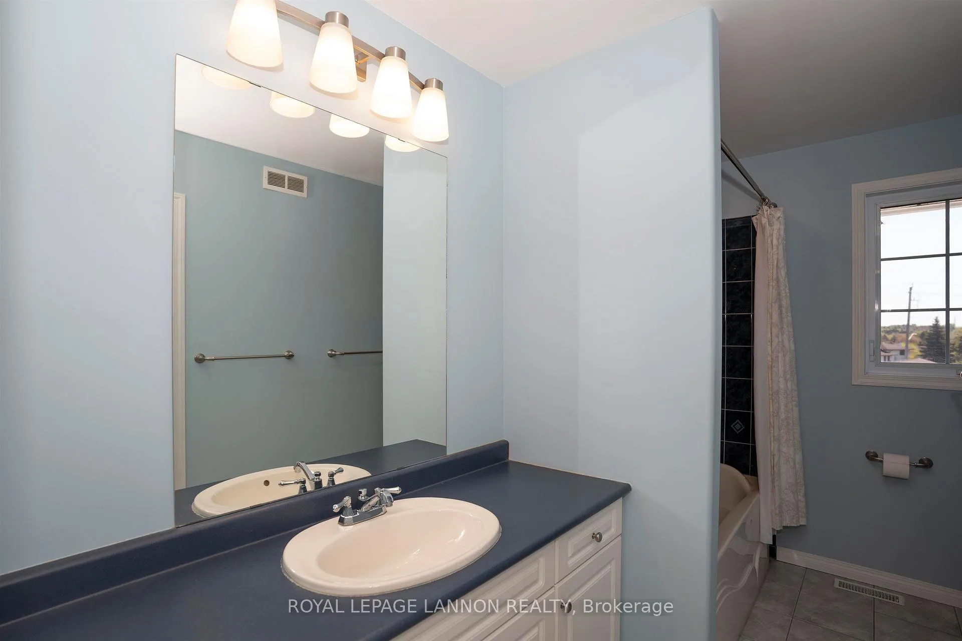 Photo 25 of 113 Princeton Place, Thunder Bay, Dawson Heights — HOMEH