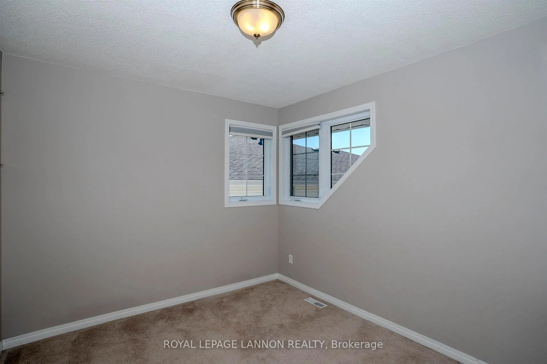 Photo 27 of 113 Princeton Place, Thunder Bay, Dawson Heights — HOMEH