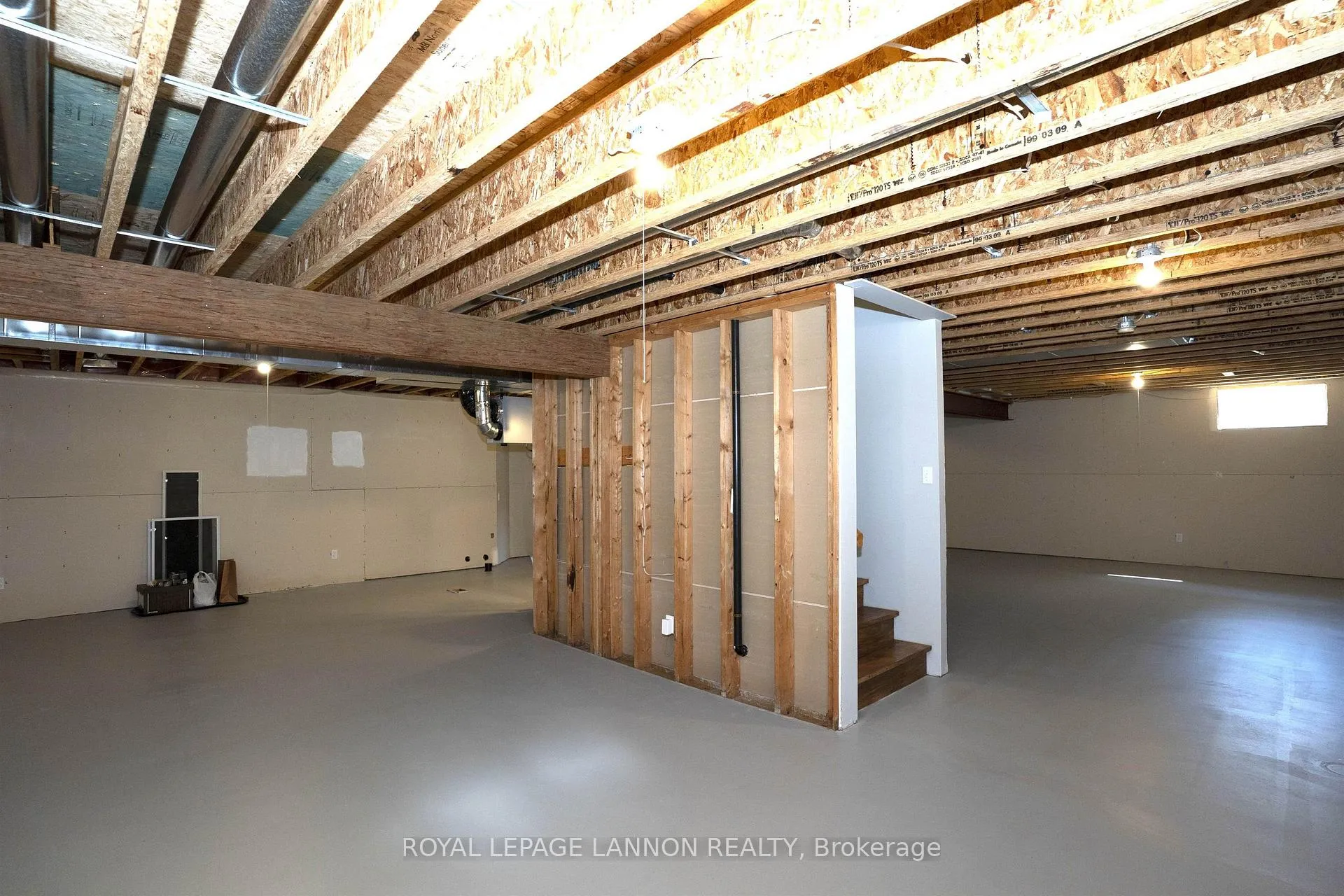 Photo 34 of 113 Princeton Place, Thunder Bay, Dawson Heights — HOMEH