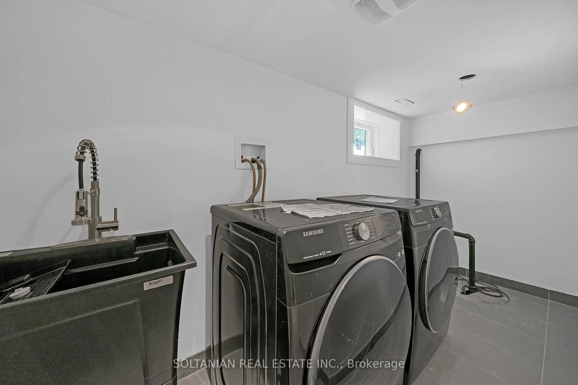 Photo 61 of 24 Fairside Avenue, Toronto, Danforth Village-East York — HOMEH