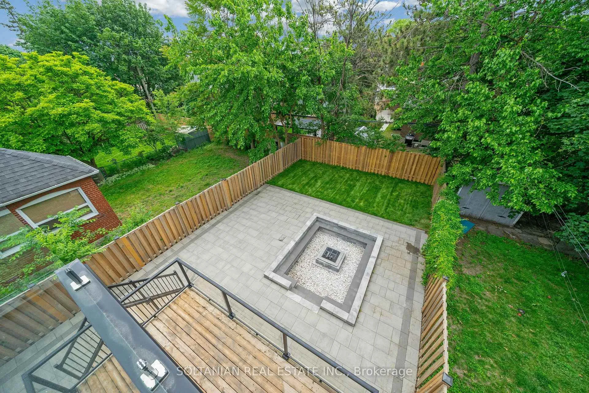 Photo 66 of 24 Fairside Avenue, Toronto, Danforth Village-East York — HOMEH