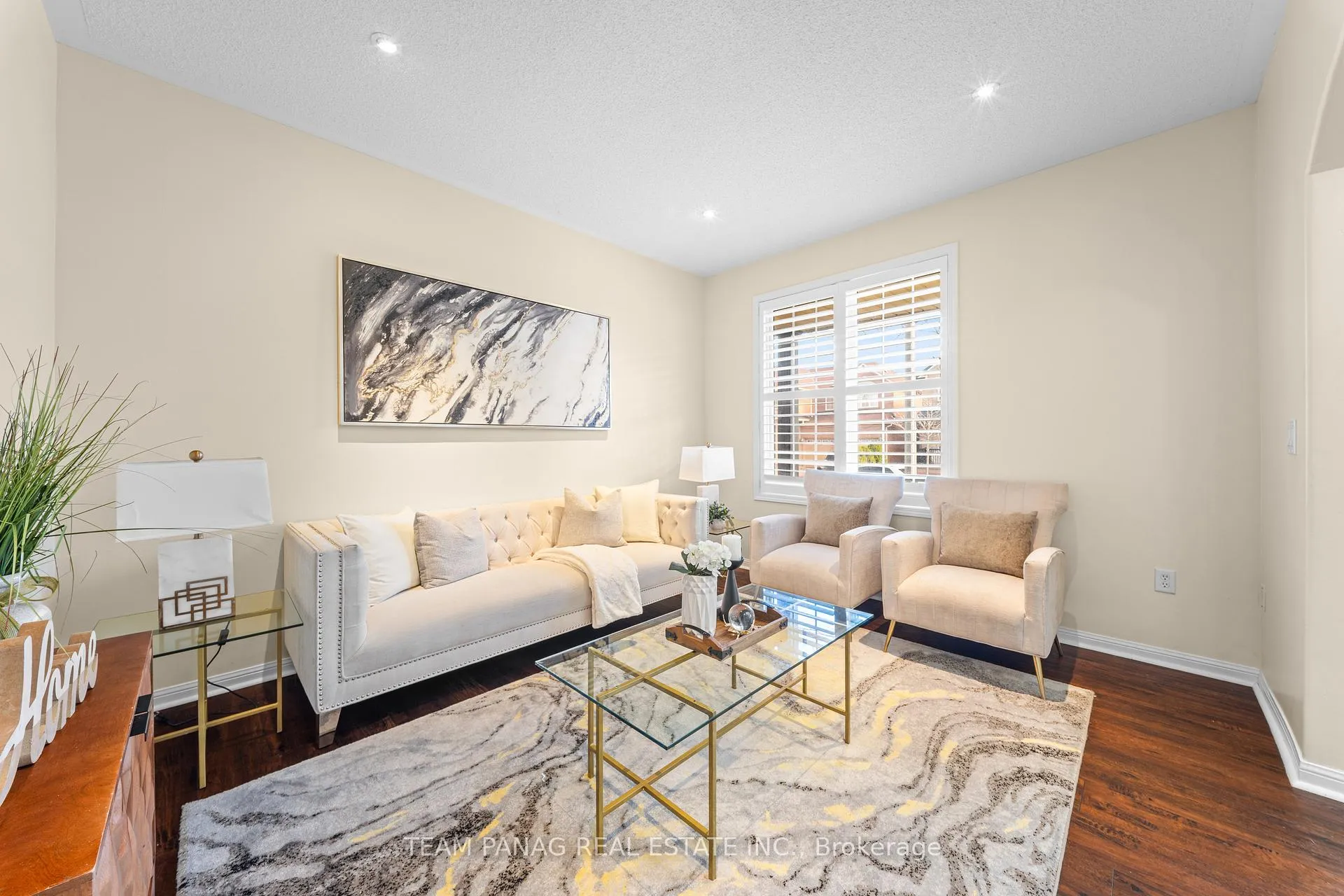 Photo 8 of 20 Binnery Drive, Brampton, Vales of Castlemore — HOMEH