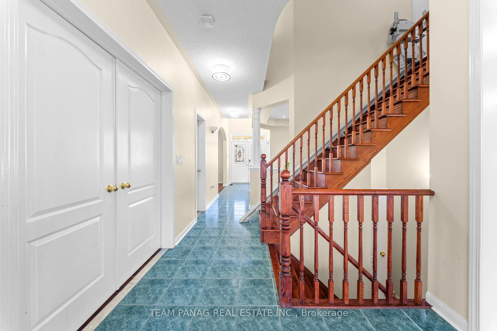 Photo 11 of 20 Binnery Drive, Brampton, Vales of Castlemore — HOMEH