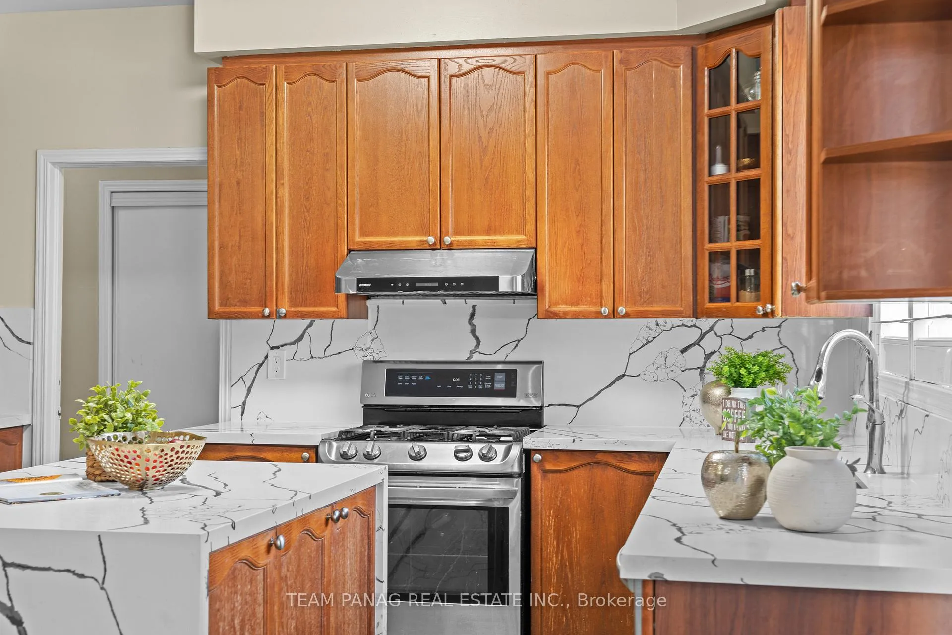 Photo 19 of 20 Binnery Drive, Brampton, Vales of Castlemore — HOMEH