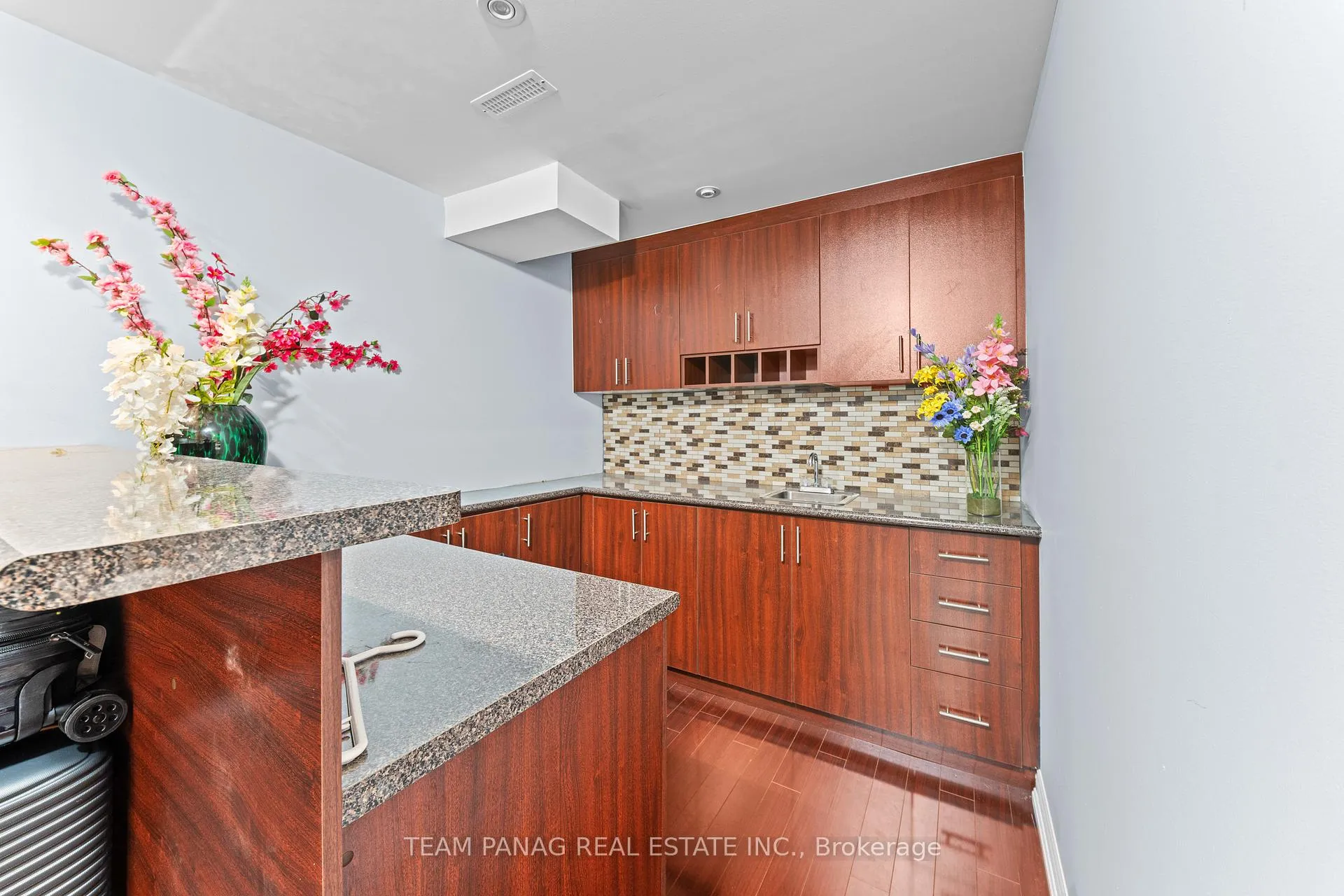 Photo 45 of 20 Binnery Drive, Brampton, Vales of Castlemore — HOMEH