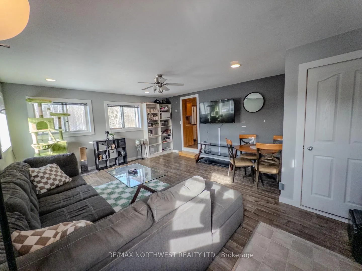 Photo 3 of 5 Tallieu, Kenora, Kenora East — HOMEH