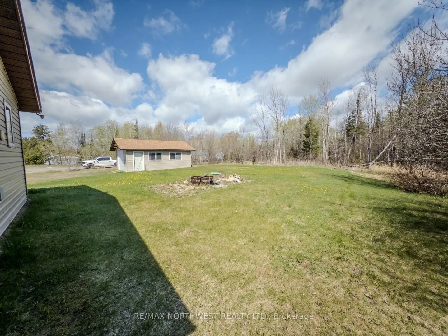 Photo 29 of 5 Tallieu, Kenora, Kenora East — HOMEH