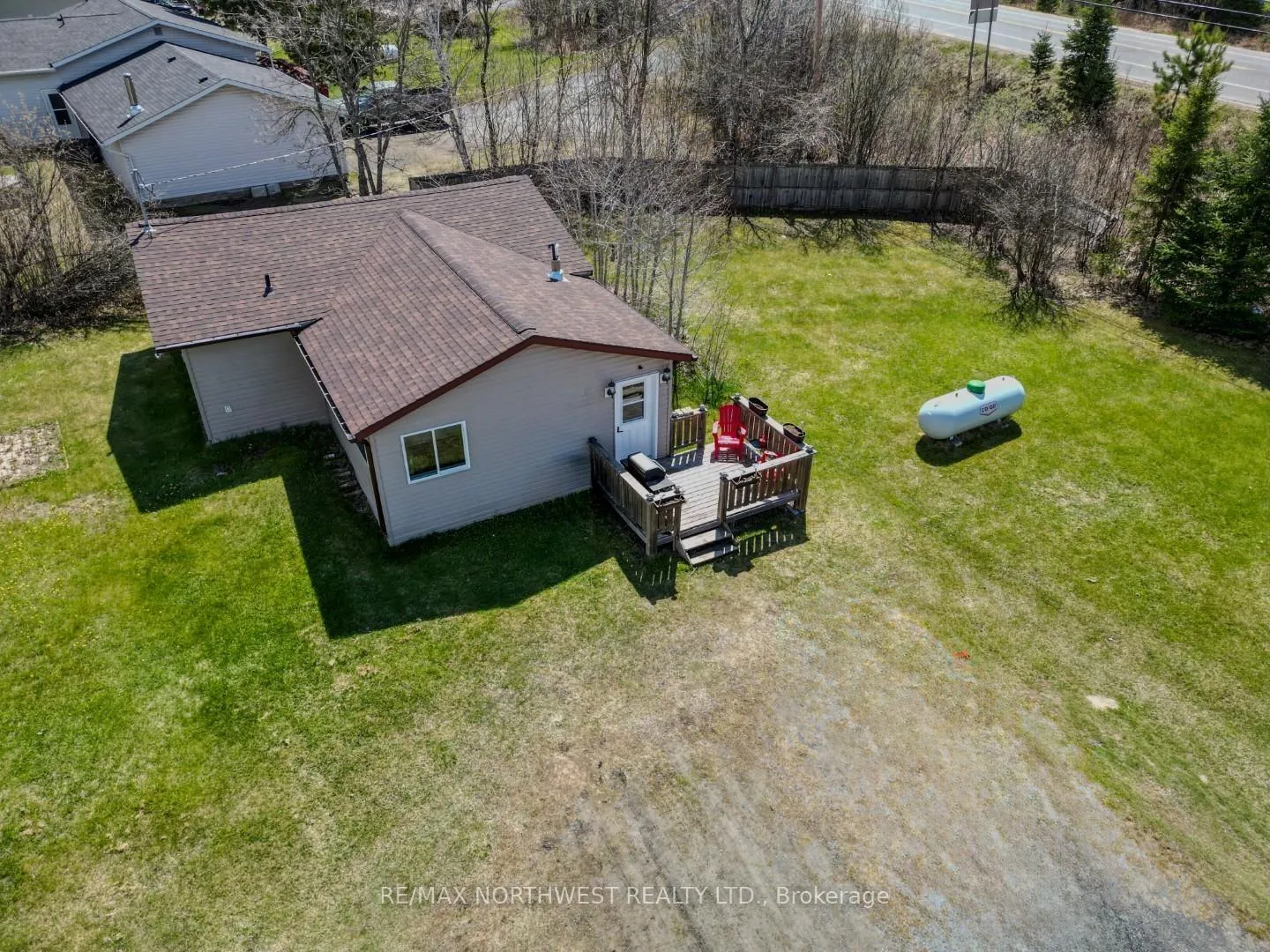 Photo 36 of 5 Tallieu, Kenora, Kenora East — HOMEH