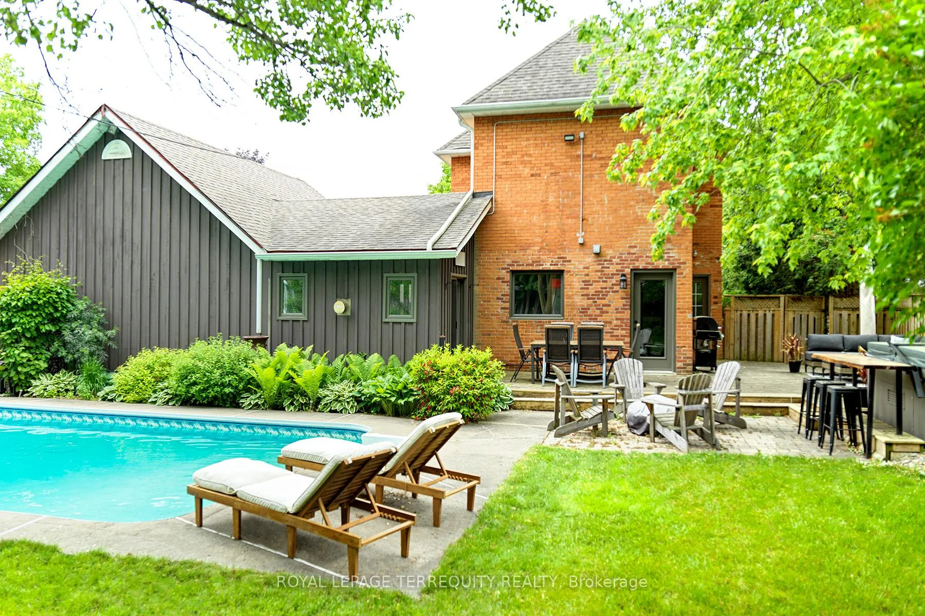 Photo 2 of 16 Wilson Street, New Tecumseth, Tottenham — HOMEH