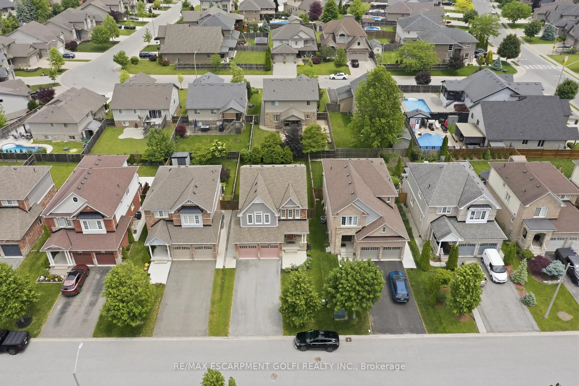 Photo 26 of 6414 Dilalla Crescent, Niagara Falls, Forestview — HOMEH
