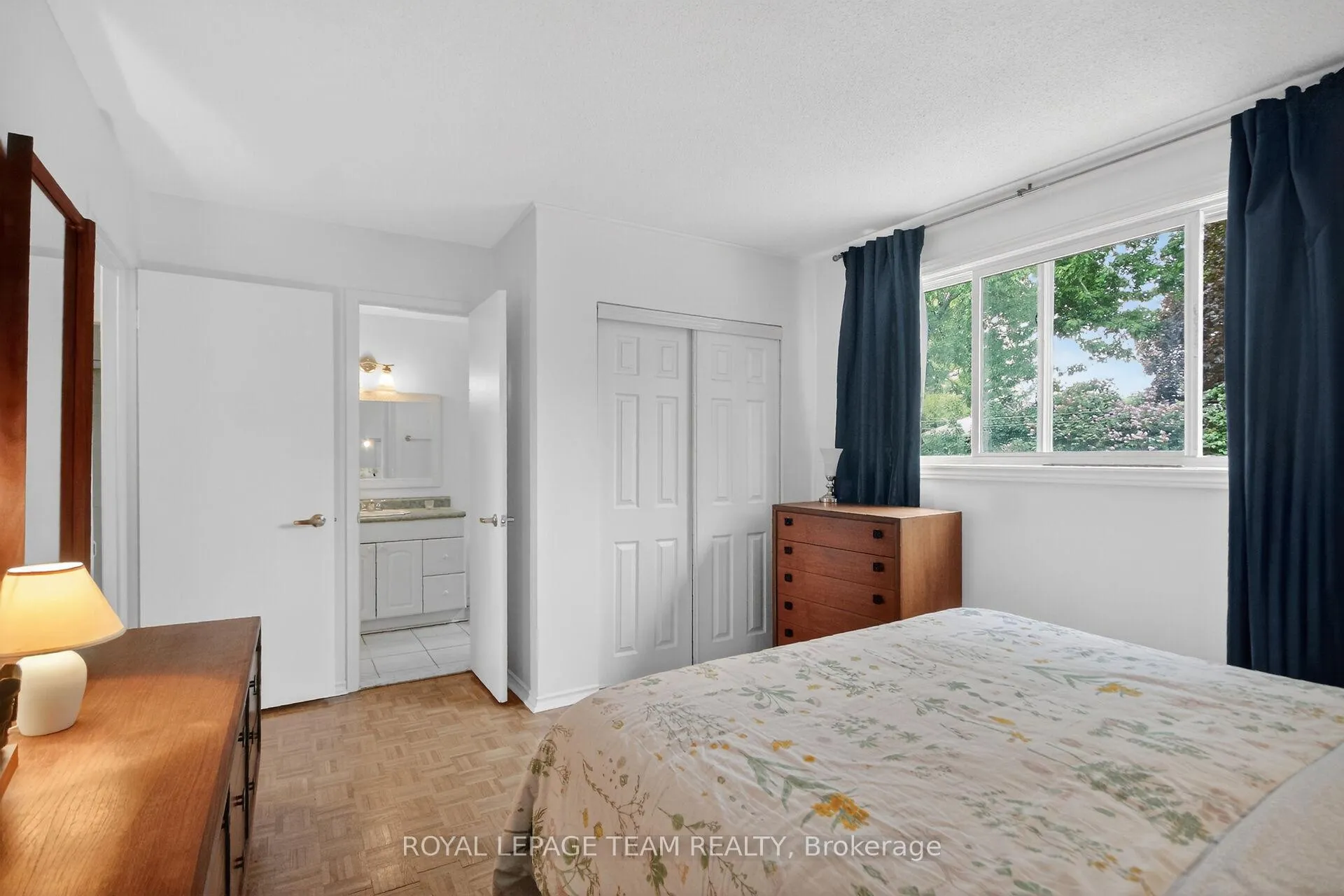 Photo 15 of 71 Dallaire Crescent, Ottawa, Richmond — HOMEH