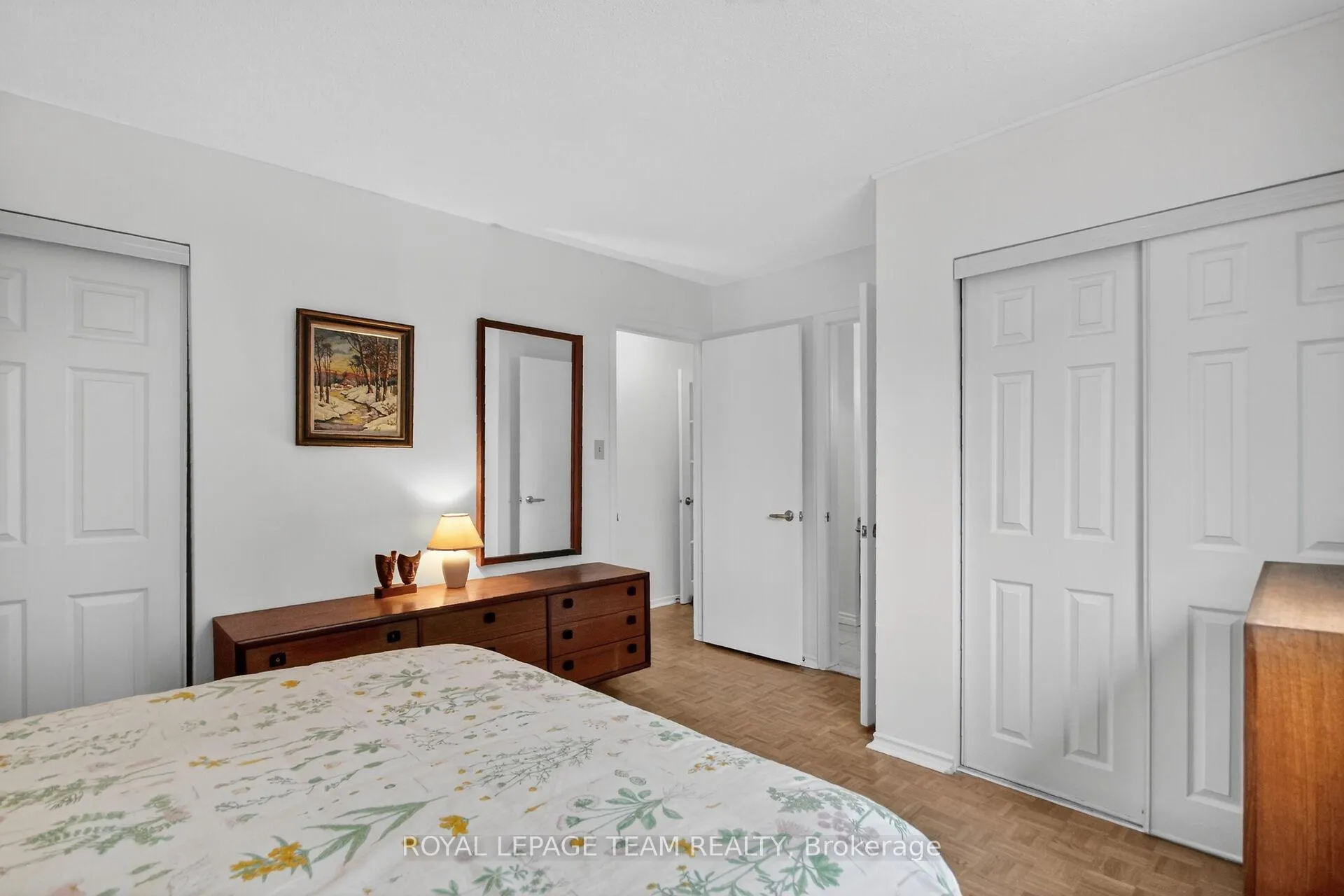 Photo 16 of 71 Dallaire Crescent, Ottawa, Richmond — HOMEH