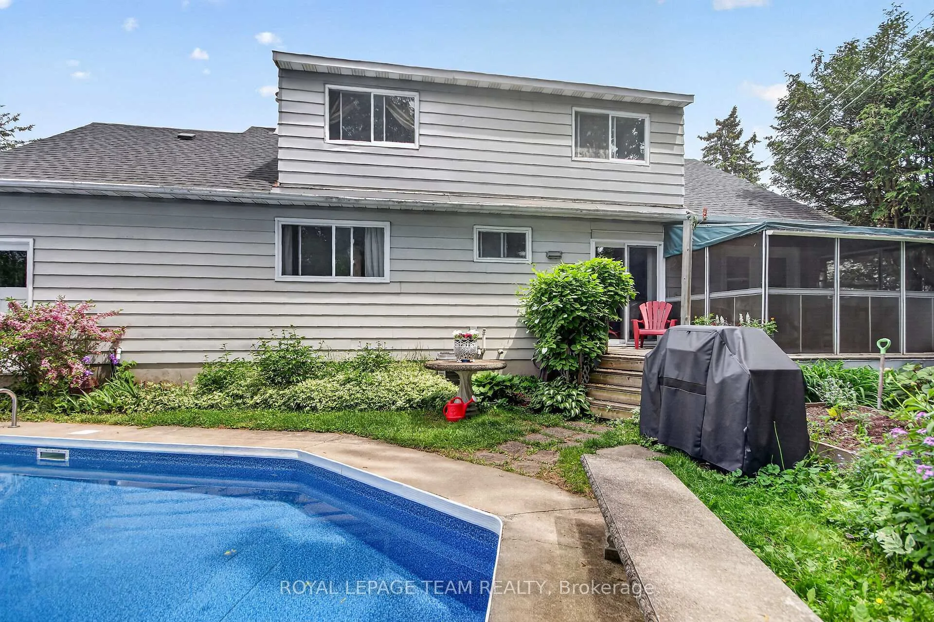 Photo 29 of 71 Dallaire Crescent, Ottawa, Richmond — HOMEH