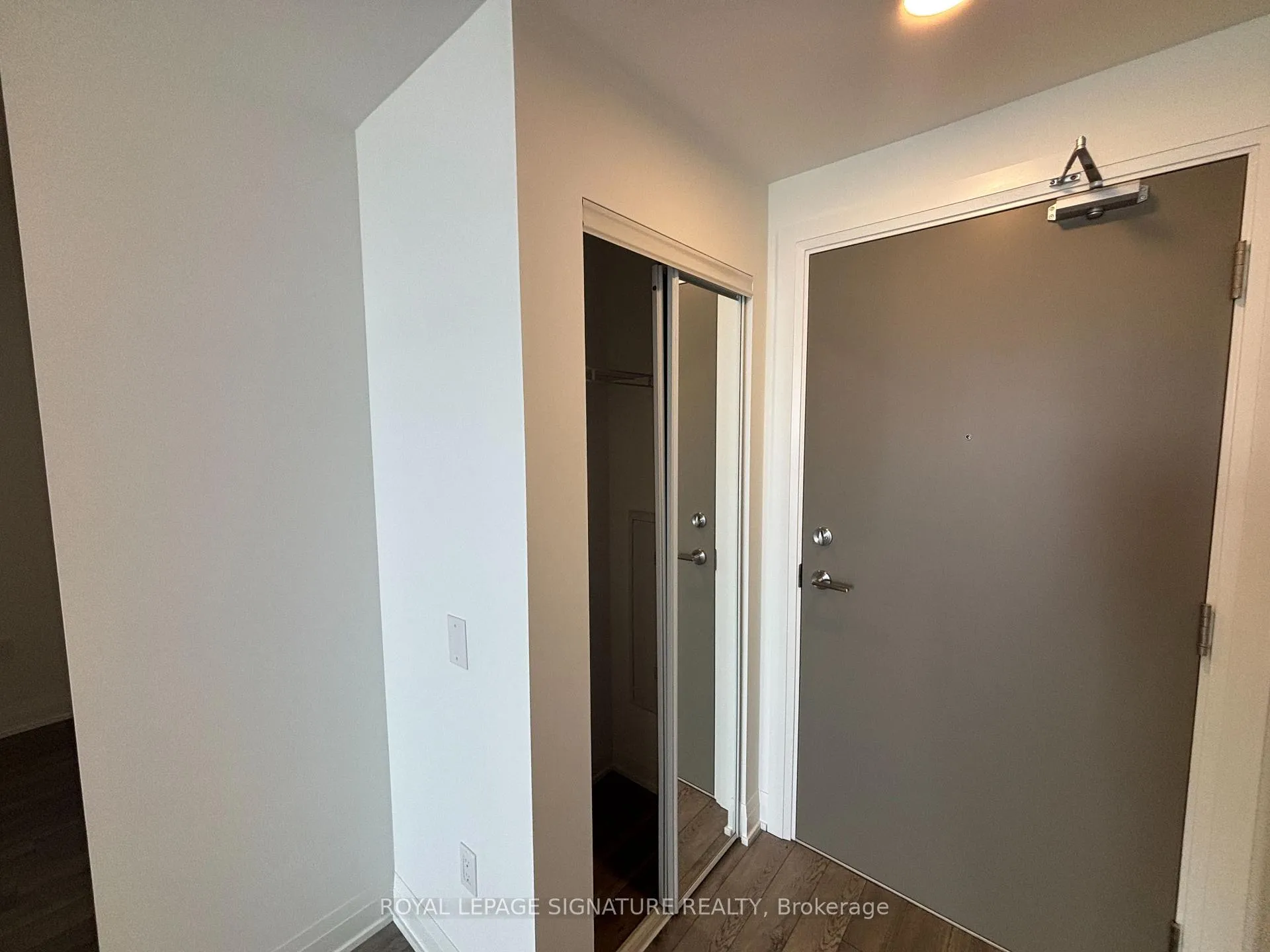 Photo 7 of 15 Skyridge Drive, Brampton, Bram East — HOMEH