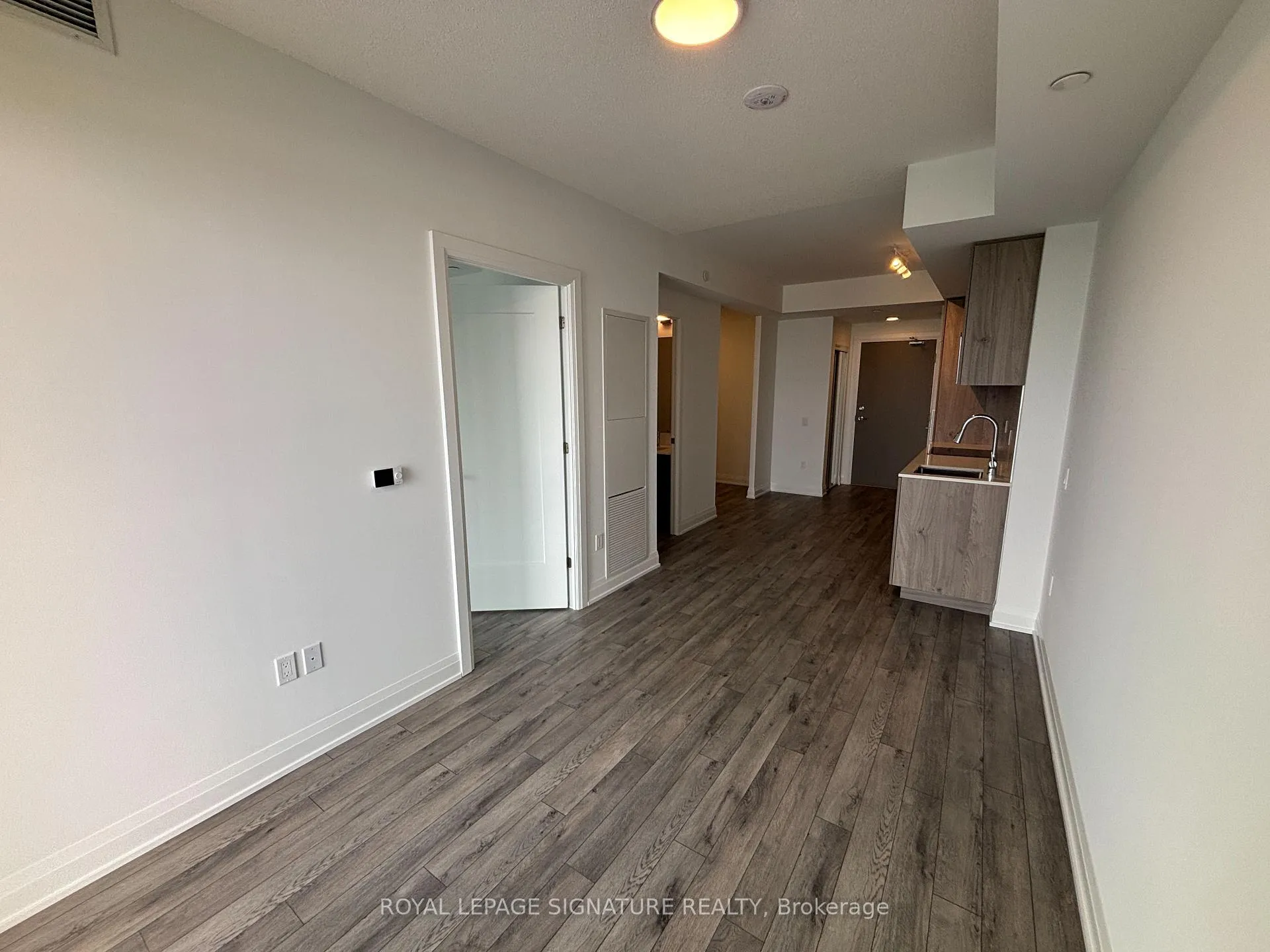 Photo 14 of 15 Skyridge Drive, Brampton, Bram East — HOMEH