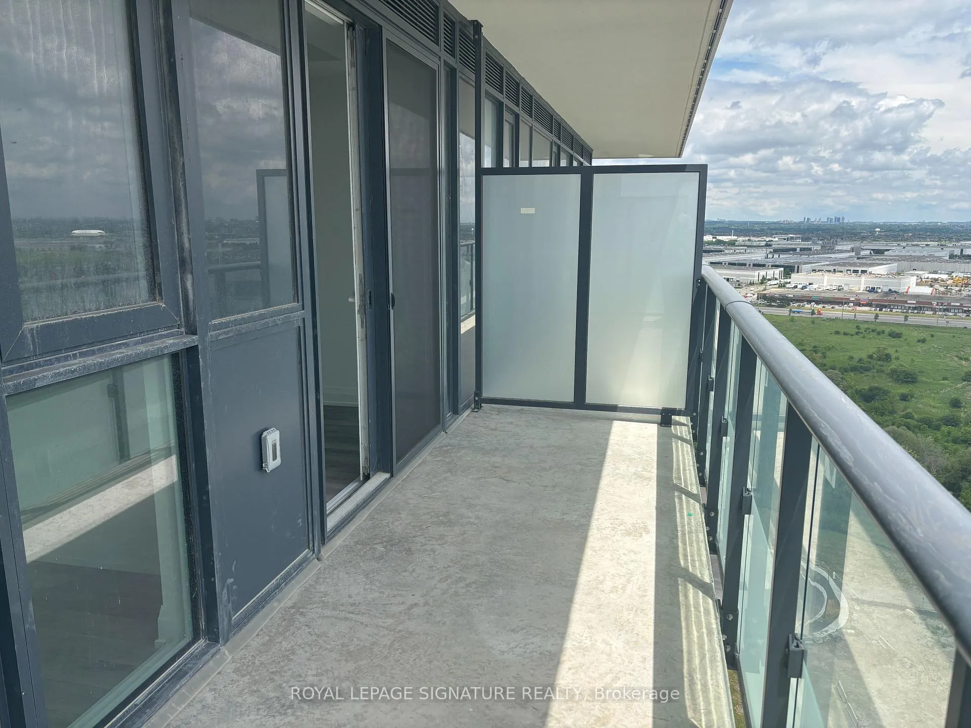 Photo 21 of 15 Skyridge Drive, Brampton, Bram East — HOMEH