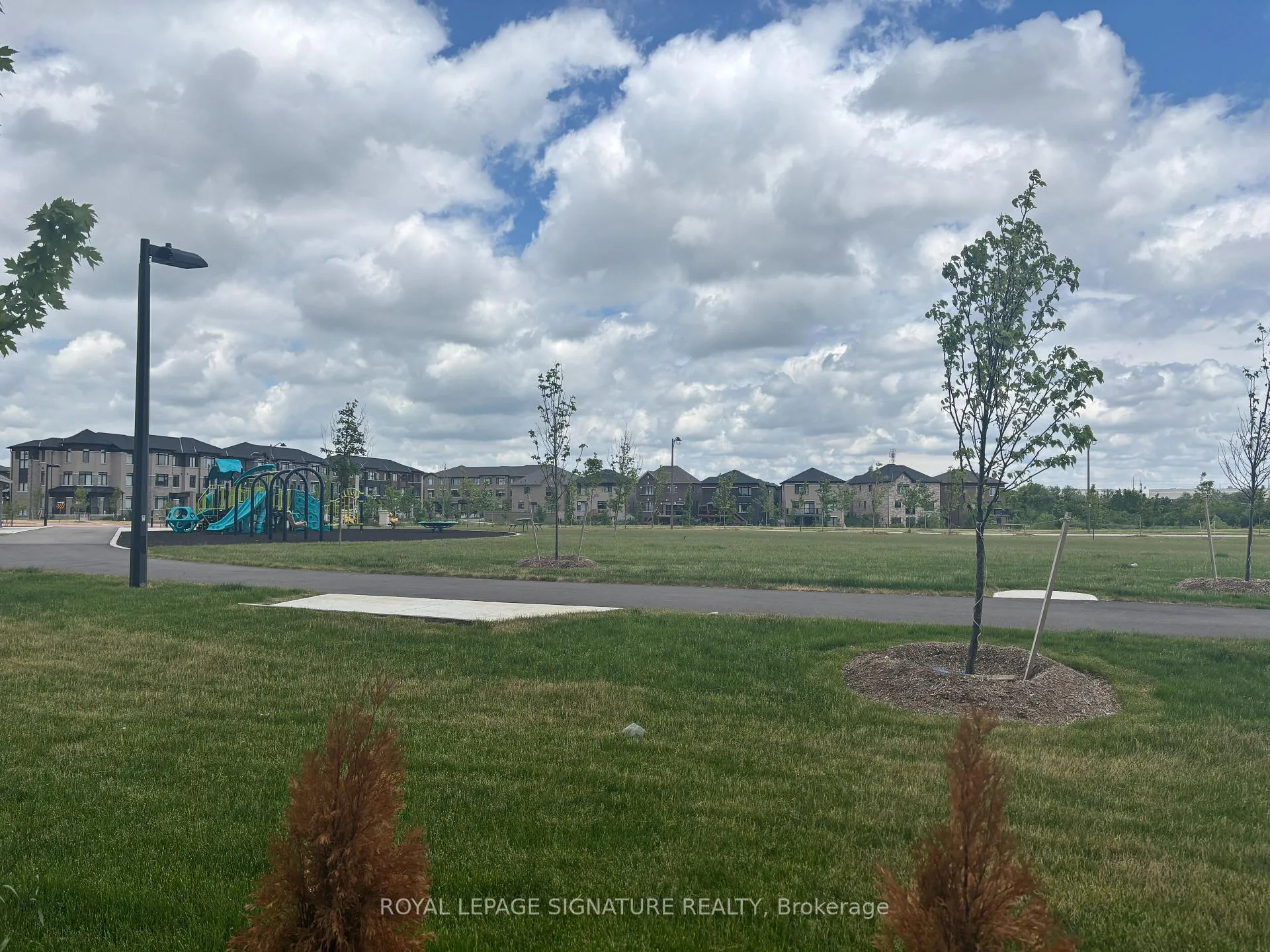 Photo 24 of 15 Skyridge Drive, Brampton, Bram East — HOMEH