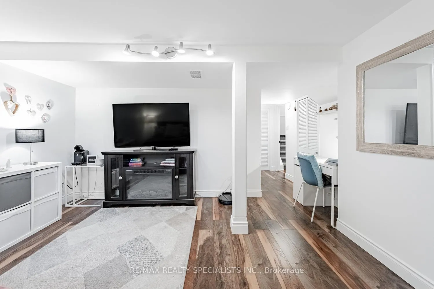 Photo 23 of Unit 13, 1055 Shawnmarr Road, Mississauga, Port Credit — HOMEH
