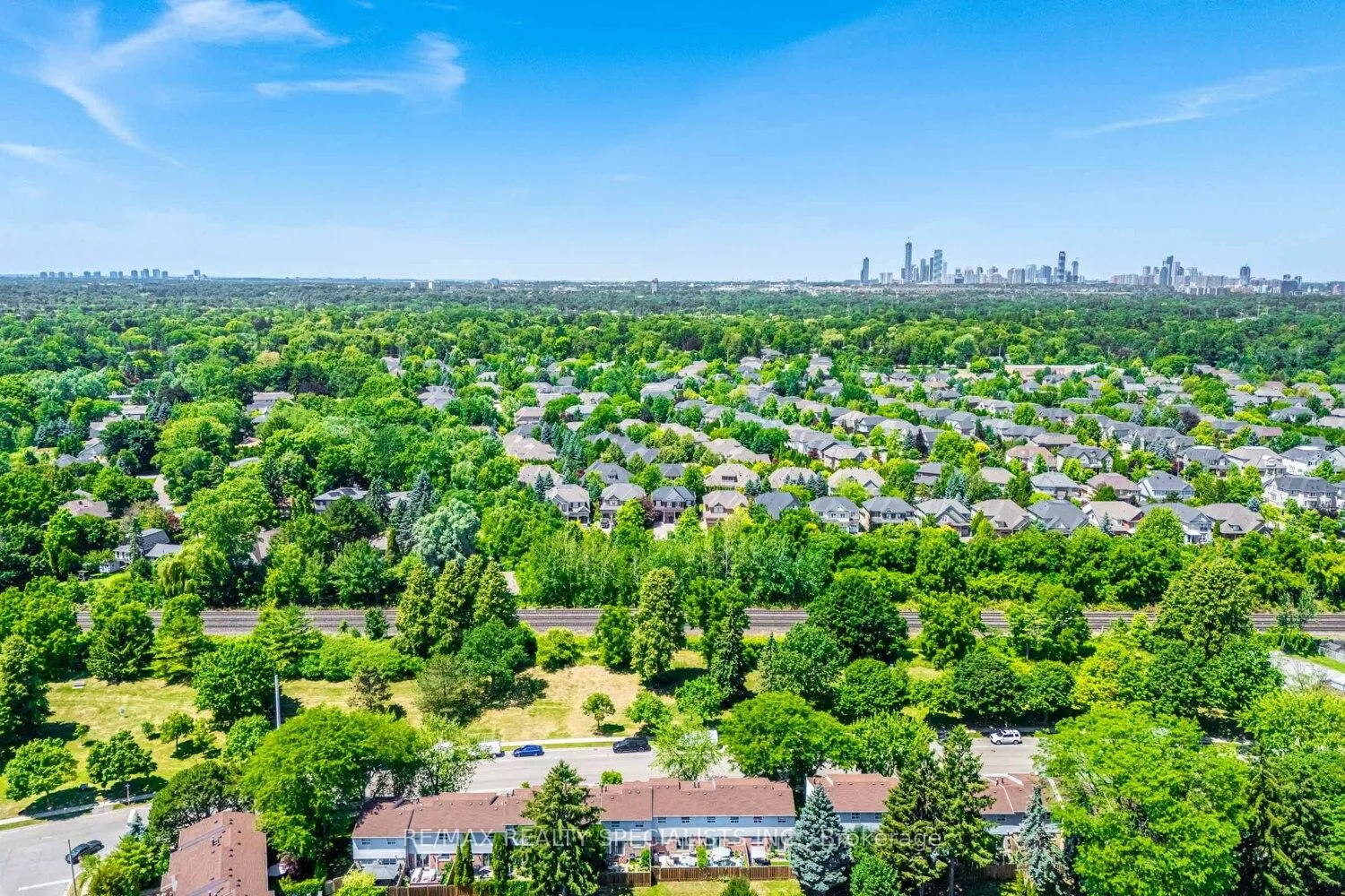 Photo 38 of Unit 13, 1055 Shawnmarr Road, Mississauga, Port Credit — HOMEH