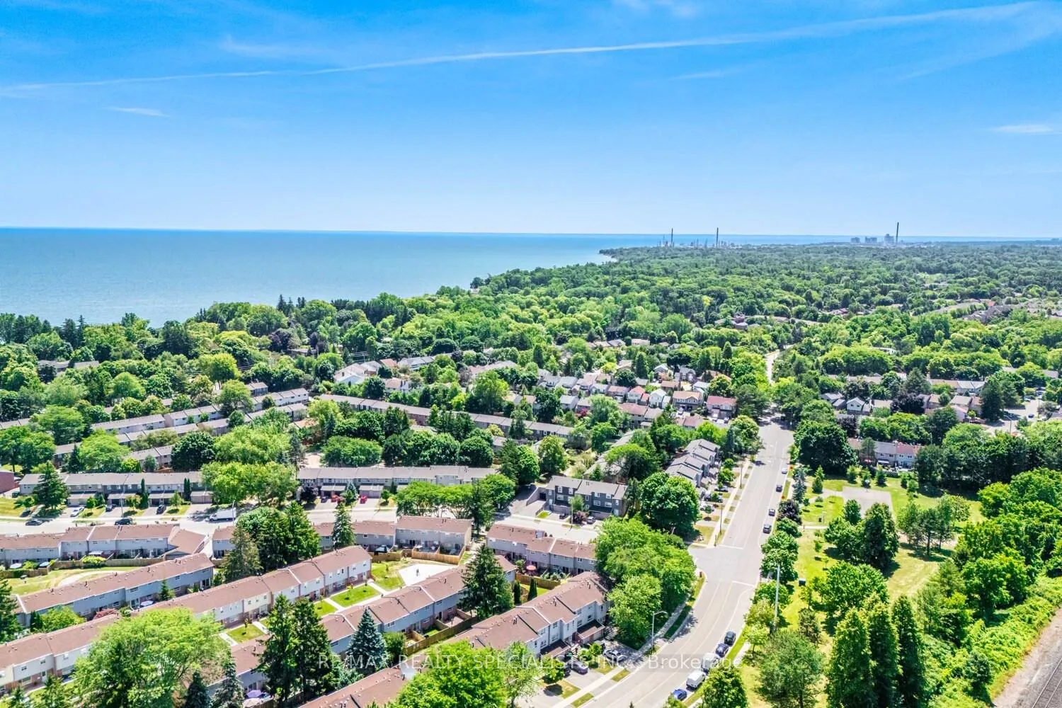 Photo 40 of Unit 13, 1055 Shawnmarr Road, Mississauga, Port Credit — HOMEH
