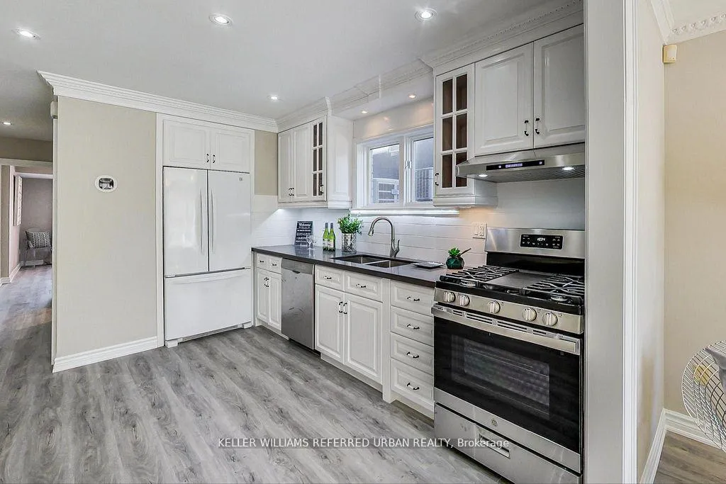 Photo 6 of Unit Main, 43 Northcote Avenue, Toronto, Little Portugal — HOMEH