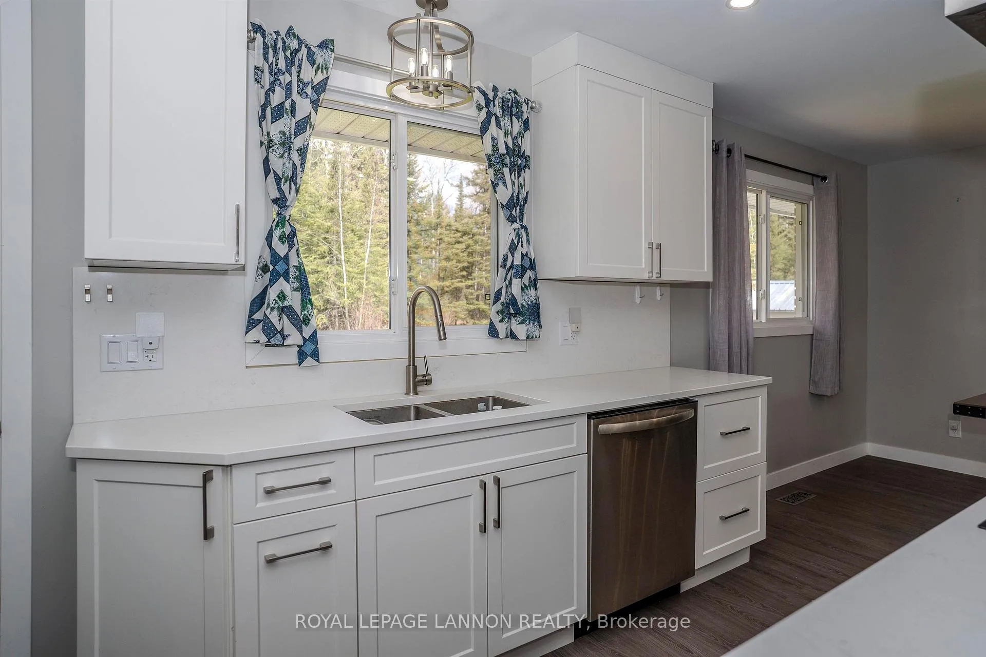 Photo 6 of 2190 Oliver Road, Thunder Bay, McIntyre South — HOMEH