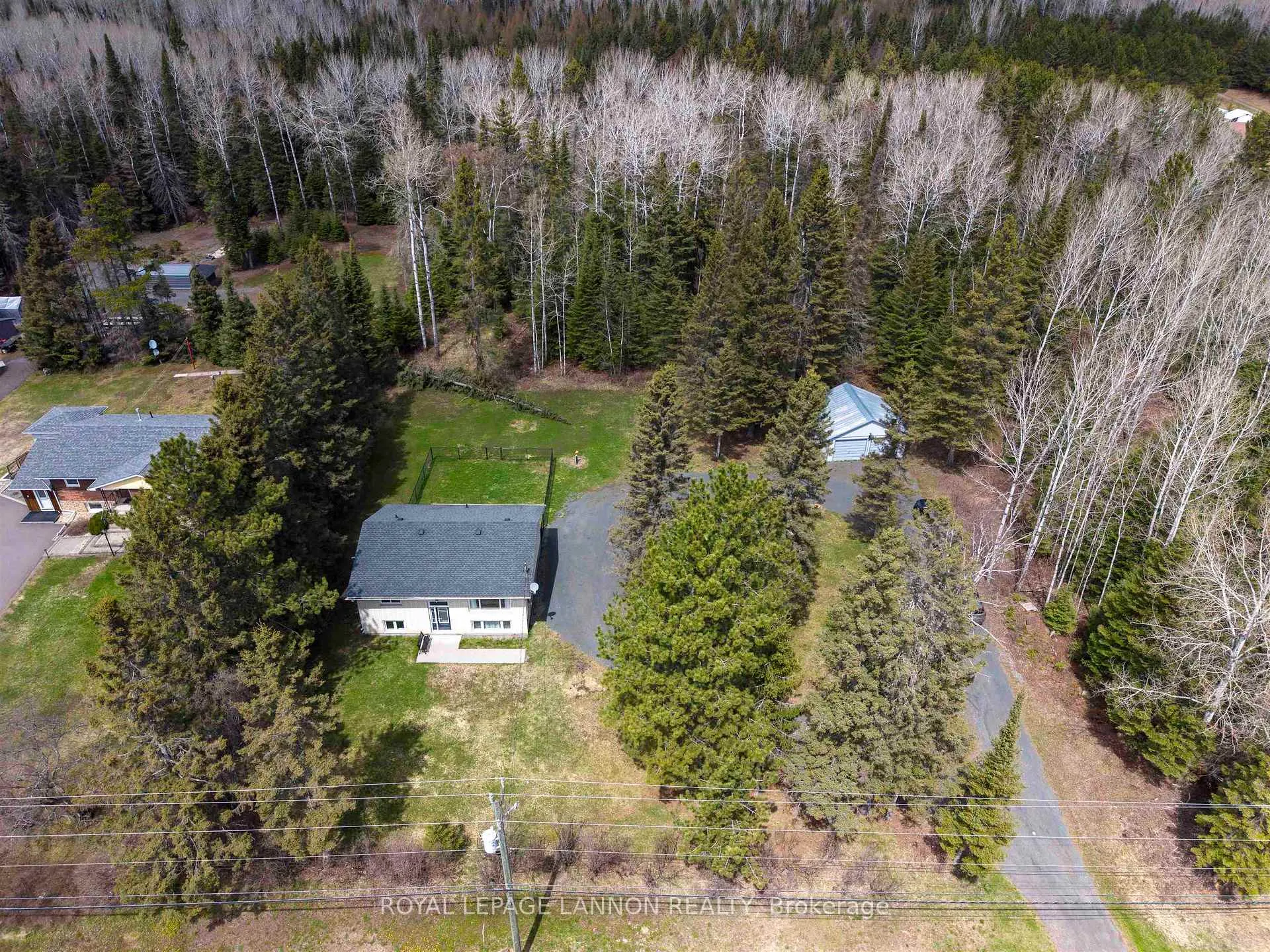Photo 32 of 2190 Oliver Road, Thunder Bay, McIntyre South — HOMEH