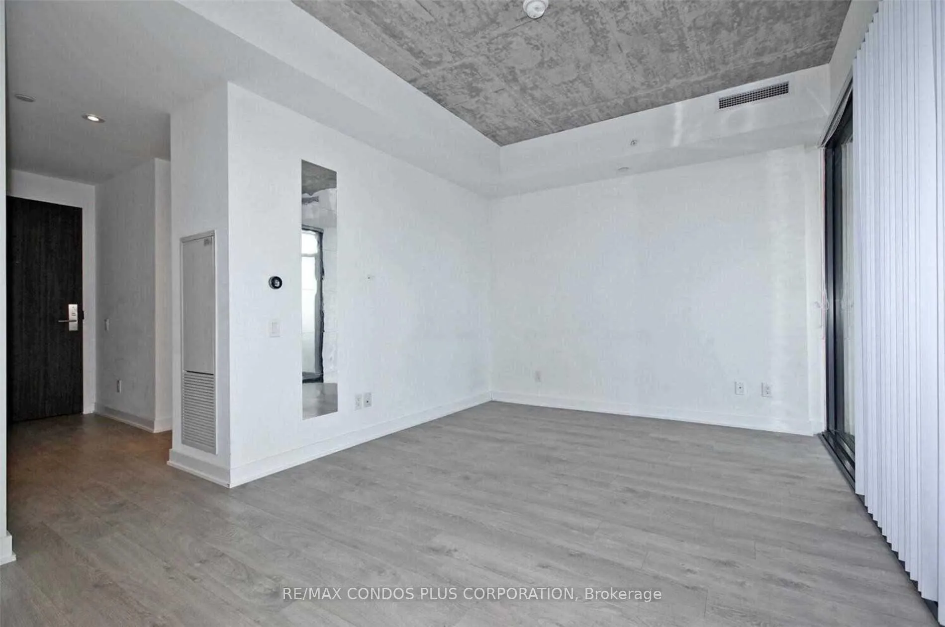 Photo 2 of Unit 1504, 185 Roehampton Avenue, Toronto, Mount Pleasant West — HOMEH