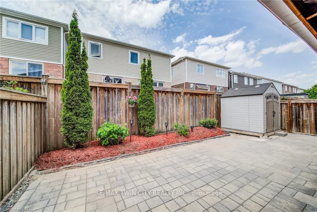 Photo 45 of 231 Falling Green Crescent, Kitchener — HOMEH