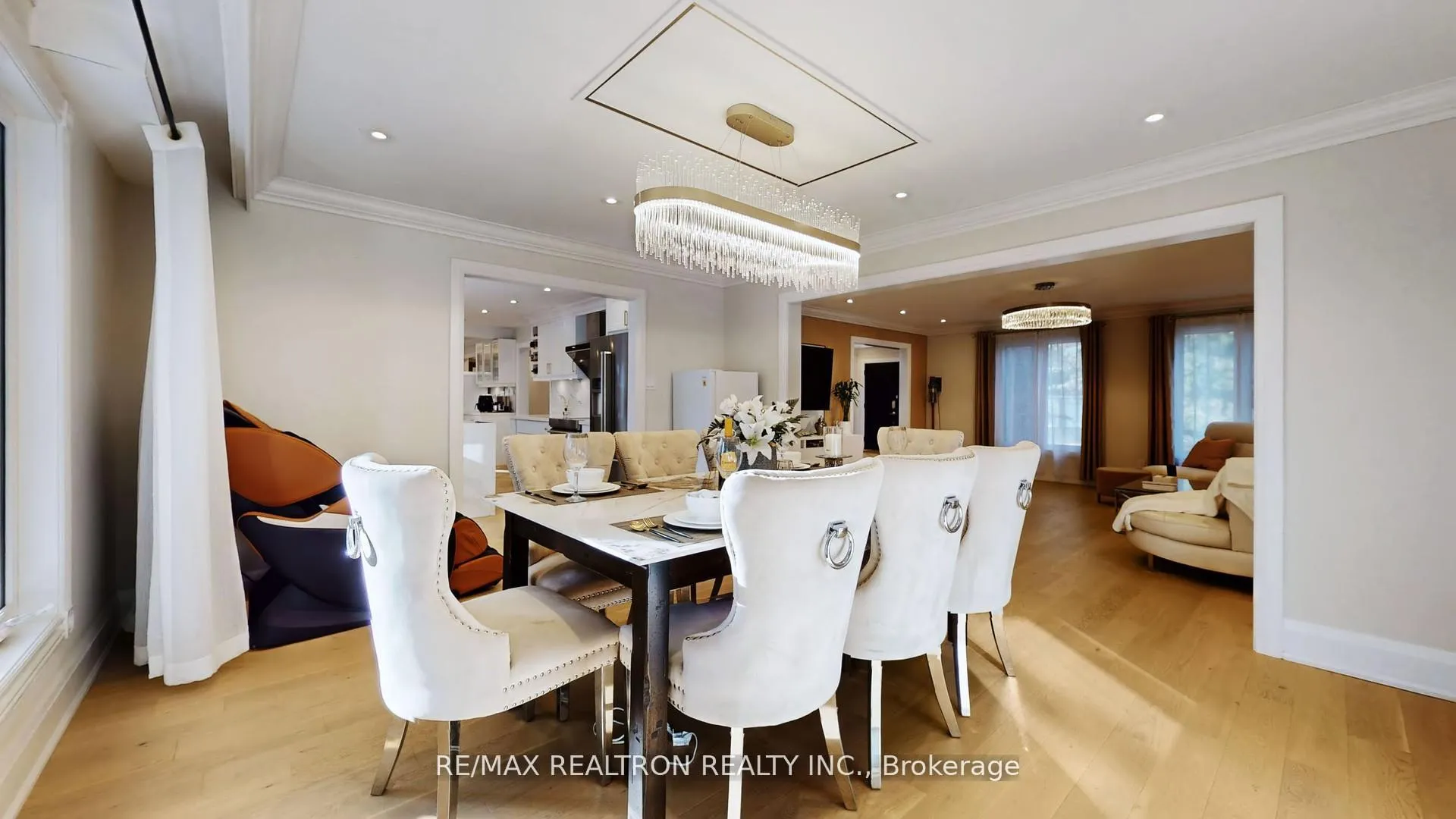 Photo 14 of 1 Whitelaw Court, Markham, Grandview — HOMEH